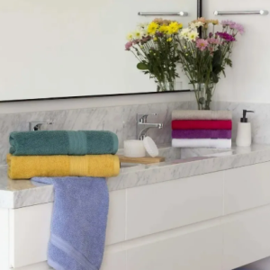 JUEGO TOALLON ARCO IRIS TIM